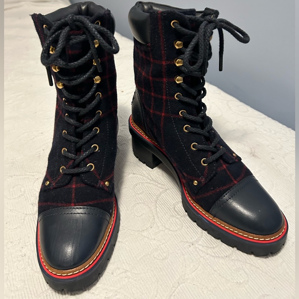 TORY BURCH PLAID BOOT size 7.5